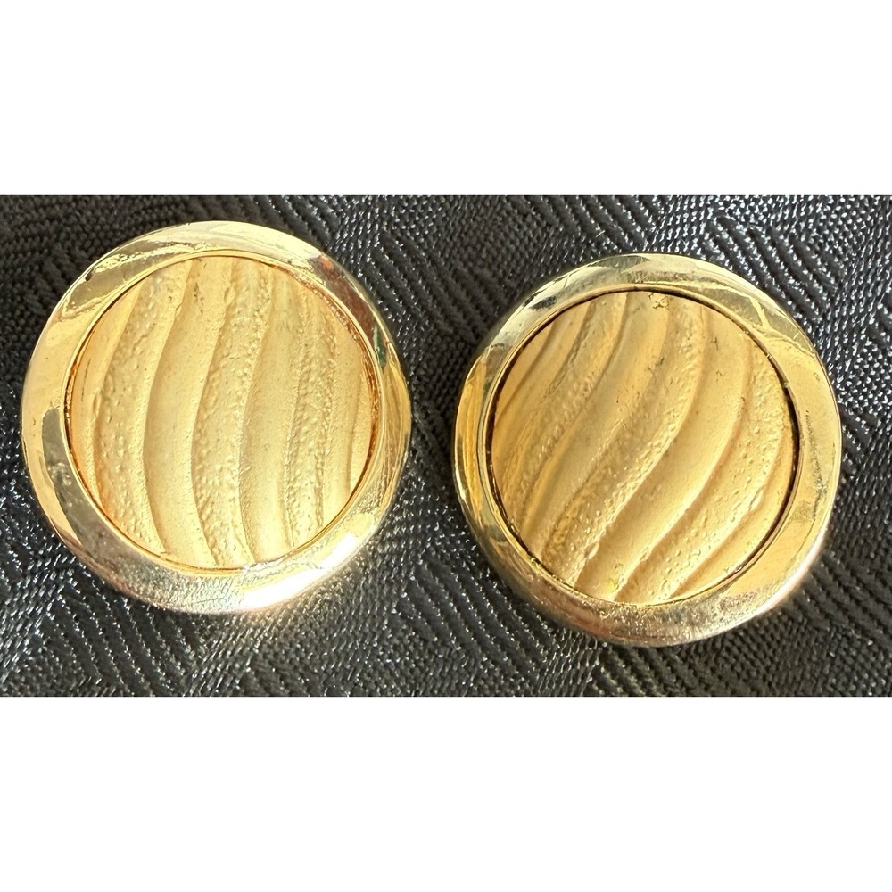 Vintage Heavy Gold Tone Swirl Wave Domed Clip On Earrings Made In Canada 32g